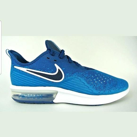 Nike Shoes - Nike Air Max